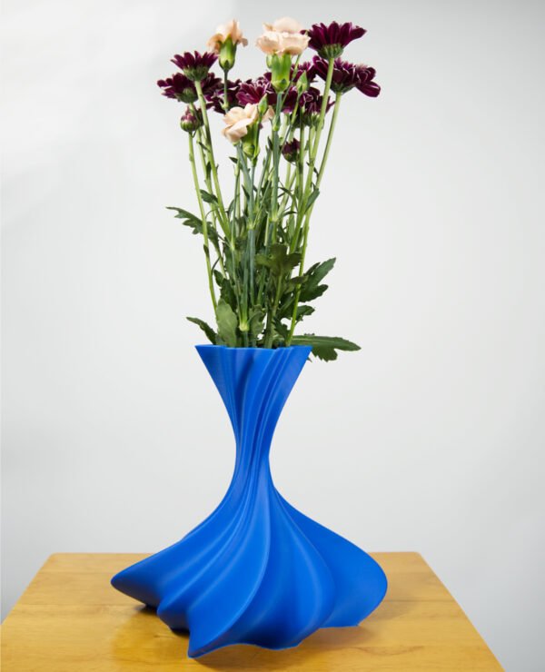 3D Printed Iridescent Spiral Vase – Futuristic Home Decor and Unique Gift Idea - Image 6