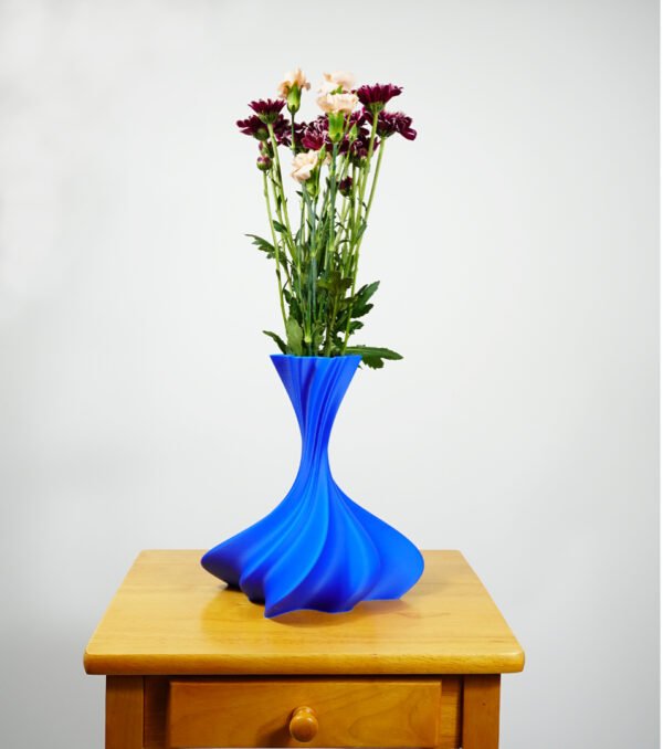 3D Printed Iridescent Spiral Vase – Futuristic Home Decor and Unique Gift Idea - Image 7